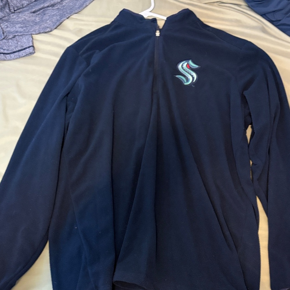 Antigua Men's Dark Blue Zip-Up Sweater Seattle kraken